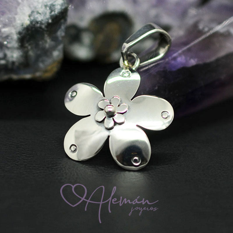 MWL 331-0012 Dije de Plata Jara