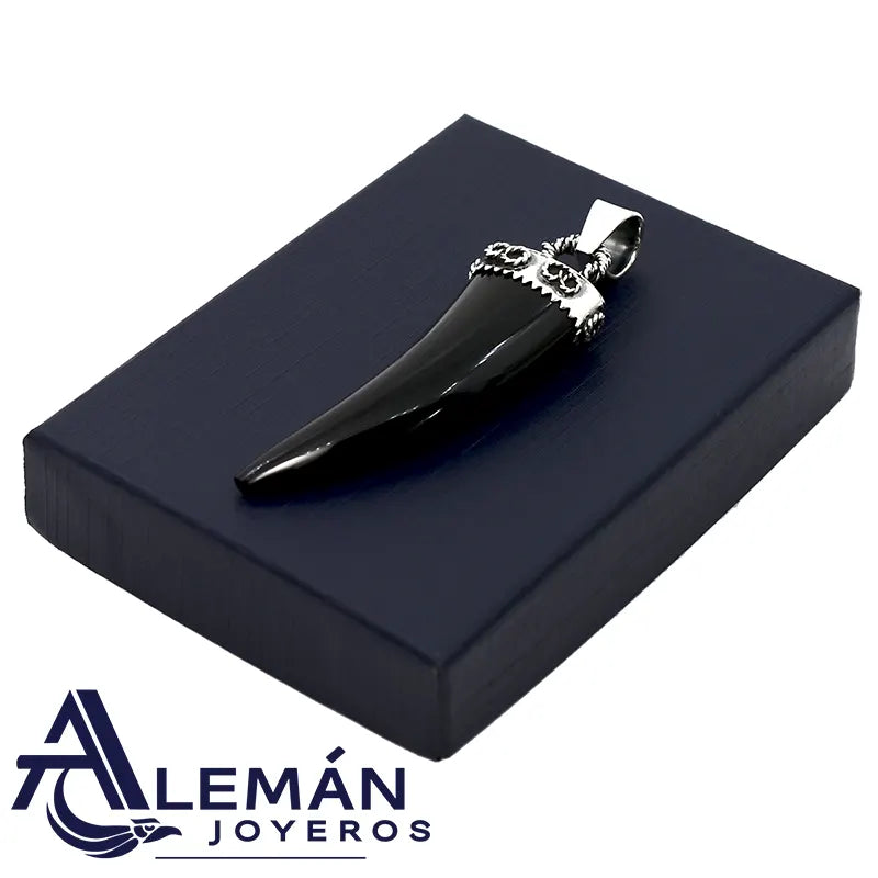 Dije de Plata .925 "Colmillo Negro" 3310288
